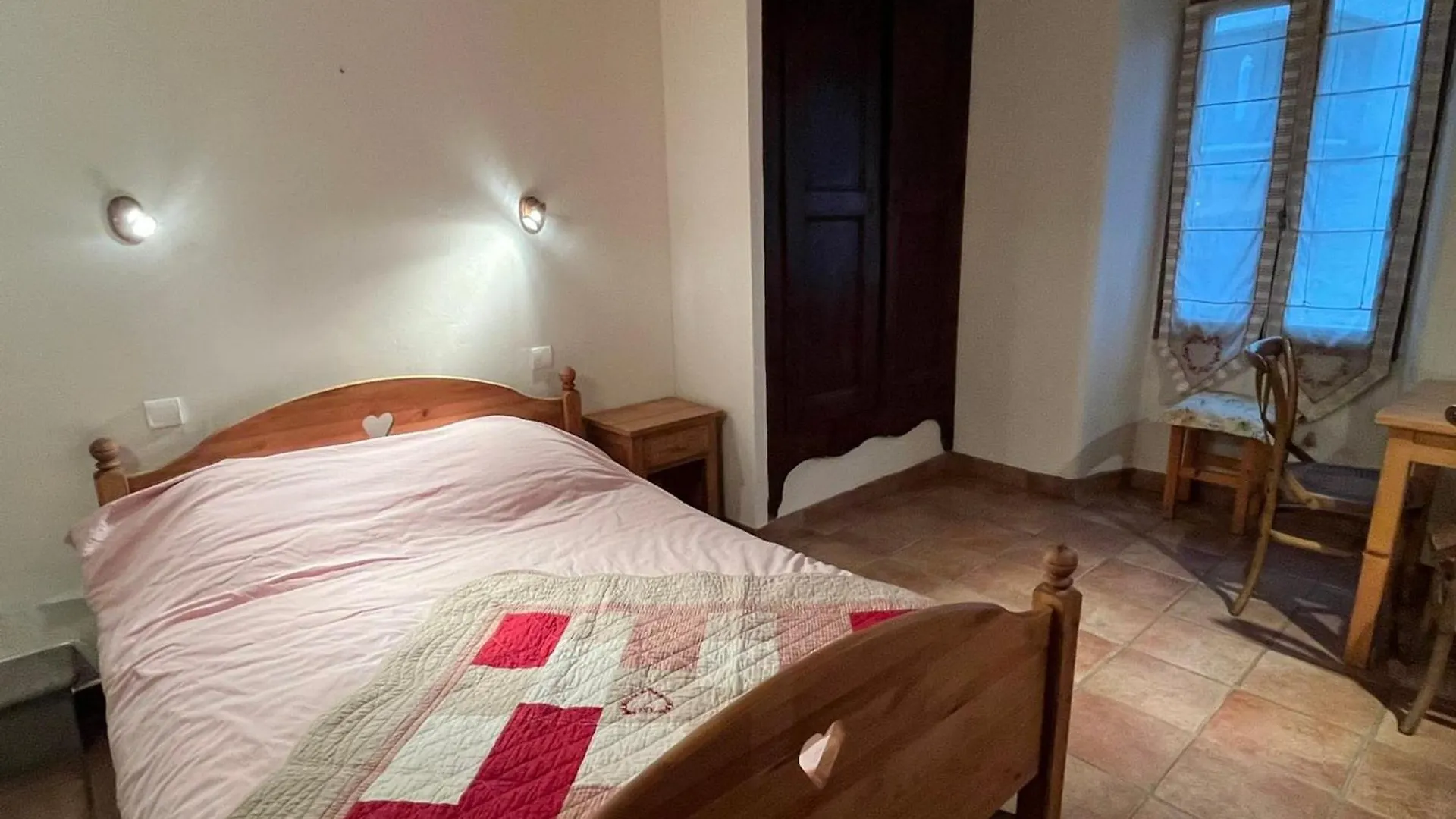 Superbe T4 Au Coeur De Samoens Avec Parking - Fr-1-629-143 Apartment France